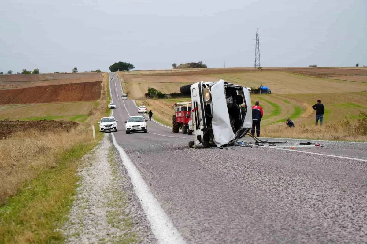 edirnede trafik kazasi 3 yarali O1ymtcN8.jpg
