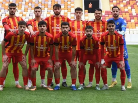 Bir zamanlar super ligin tozunu attiriyordu ligden cekildiler BiWZEQOf